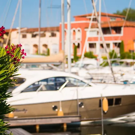 Fisherman House With Wifi Ac And A 14m-mooring * Grimaud
